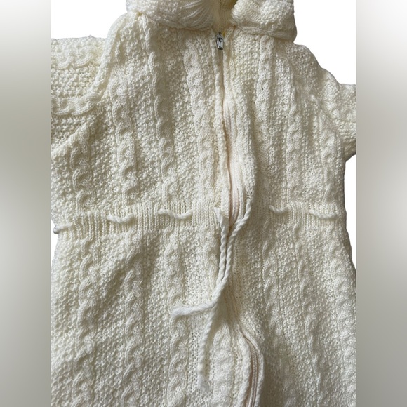 F.A.II. Vintage 70s Cream Boho Soft Knit Zip Up Hooded Infant Newborn Sleep Suit - Picture 2 of 6